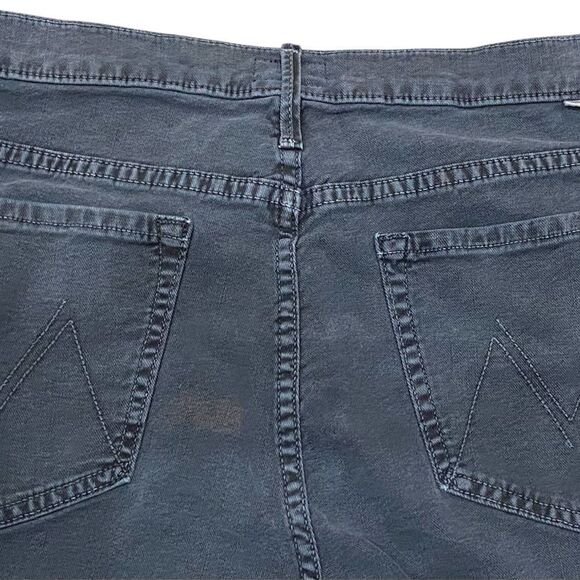 MOTHER Ankle & Cropped Jeans in Dark Blue - Picture 4 of 15